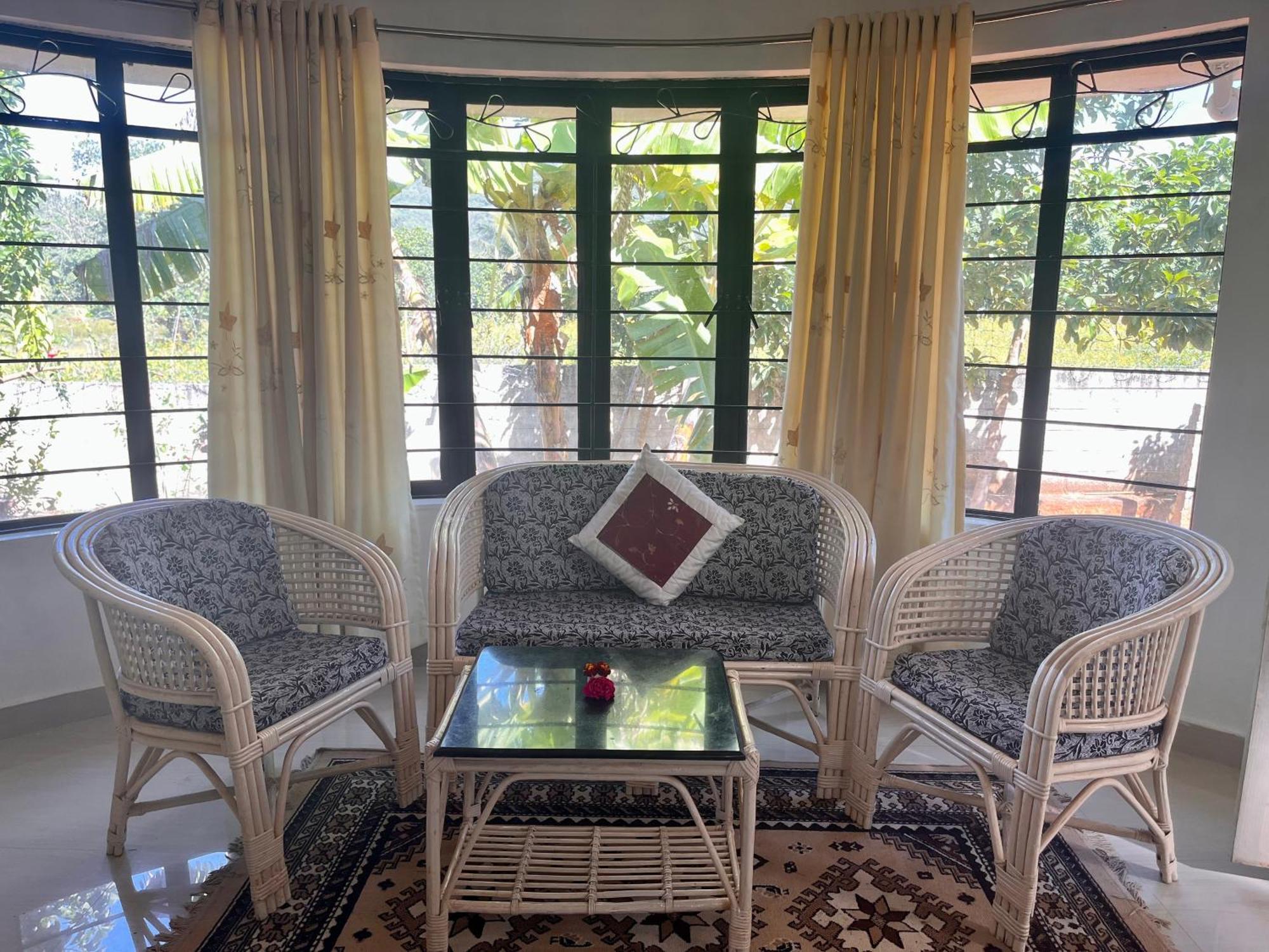 Raj Cliff Top Villa ييلاجيري المظهر الخارجي الصورة